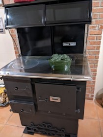Pioneer Baker’s Choice Wood Cookstove Pioneer Baker’s Choice Wood Cookstove